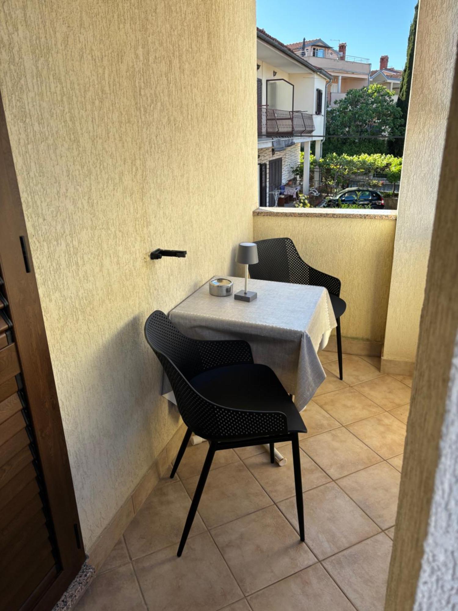 Apartmani Darko ロヴィニ エクステリア 写真